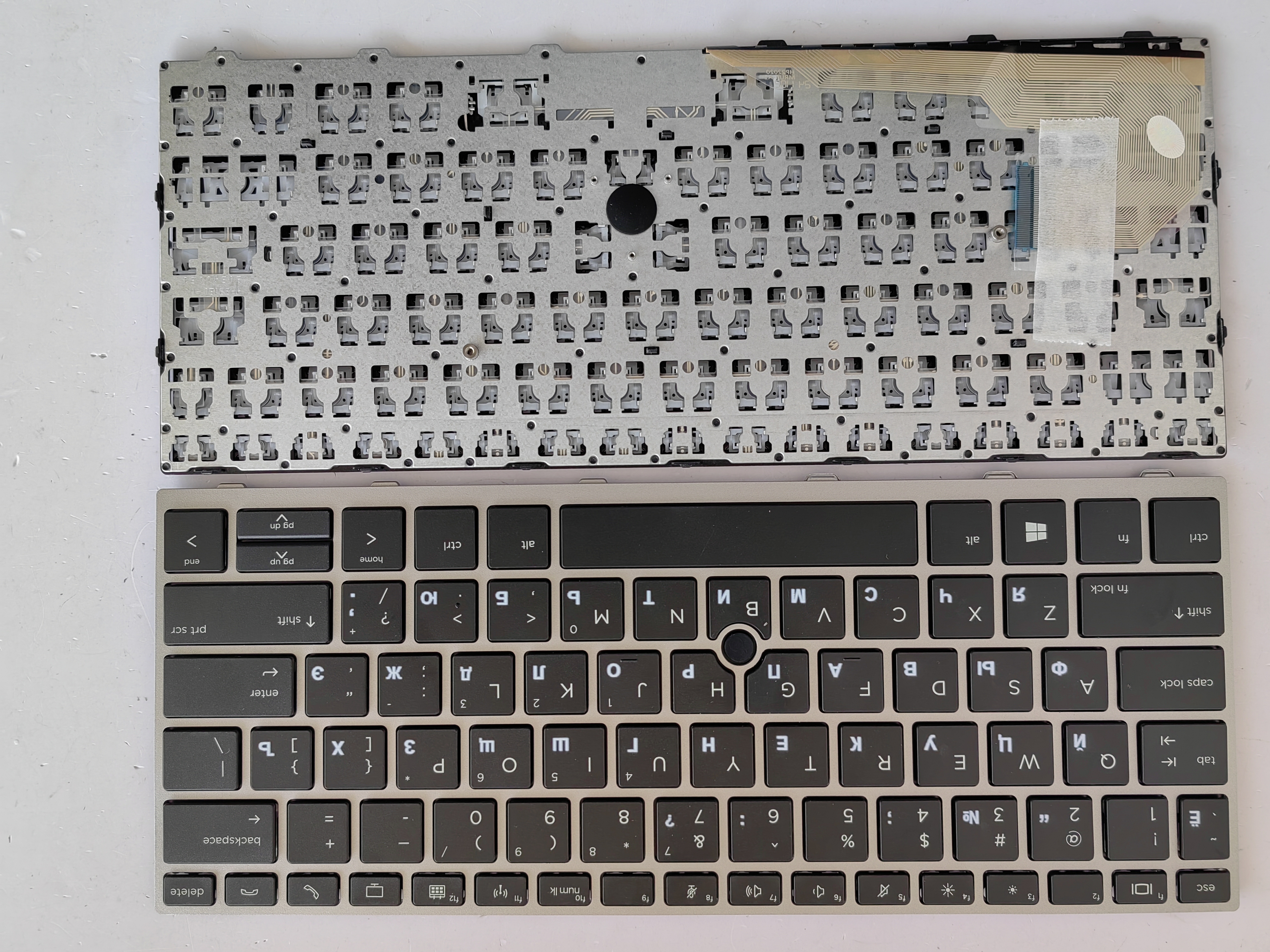 Picture of New Replacement Laptop Keyboard For HP 830G5/830G6/735G3/836G5/730G5/730G6/835G5 SILVER FRAME BLACK With hole (OEM) RU Layout